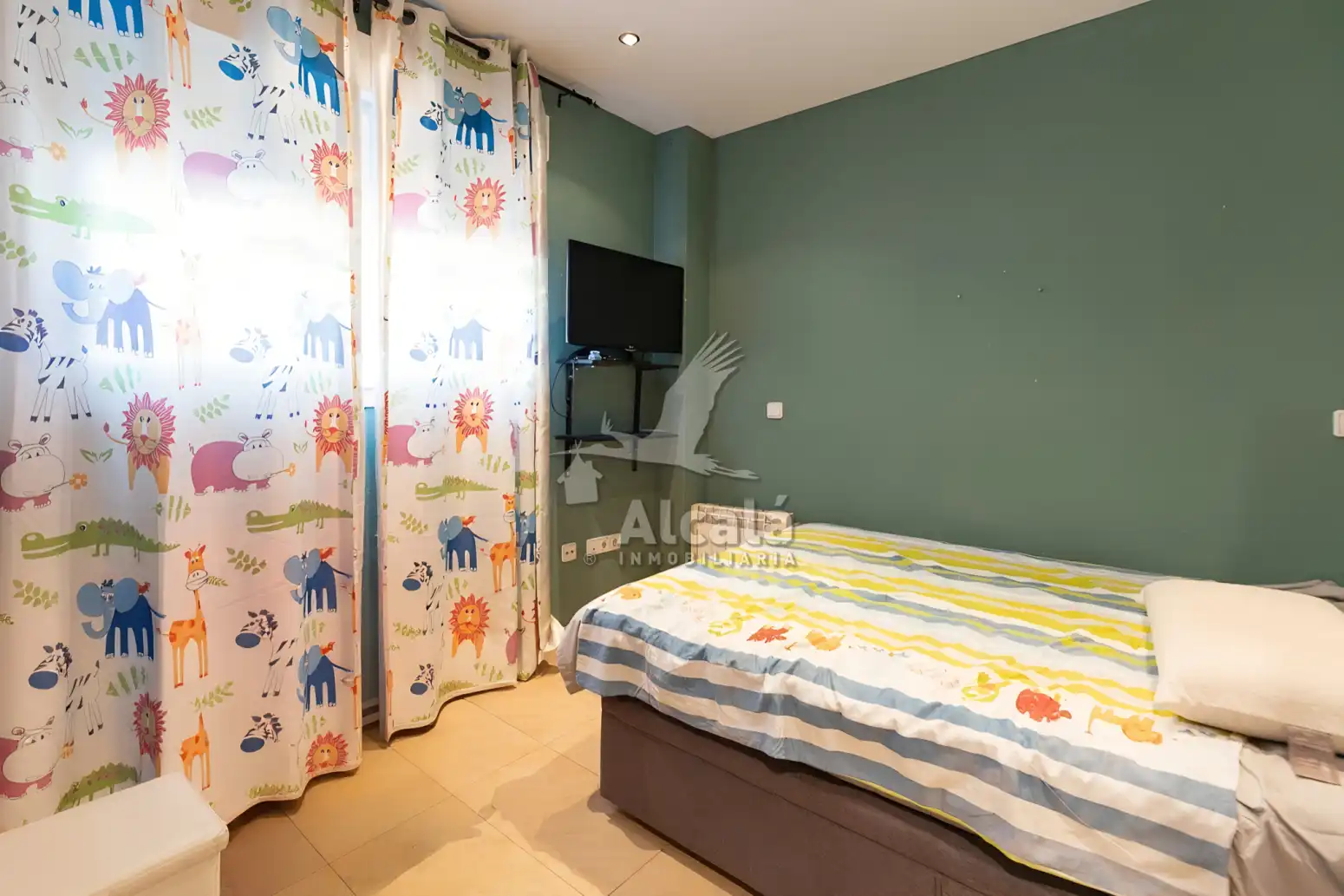 Habitación de Casa o chalet en venta en Los Santos de la Humosa con Calefacción y Trastero