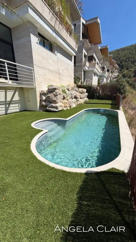 Casa con piscina in vendita a avenida garrofers, imagen 2
