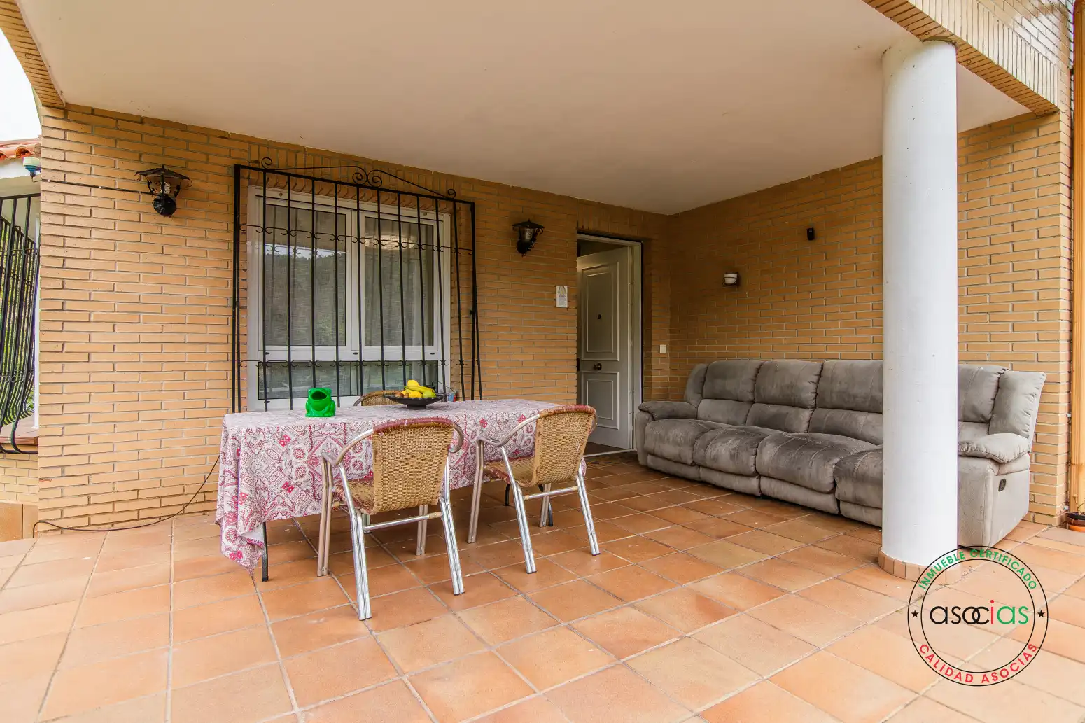 Terrassa de Casa o xalet en venda en Soto del Barco amb Calefacció, Jardí privat i Terrassa