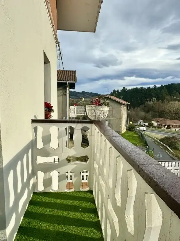 Terrassa de Casa o xalet en venda en Lemoa amb Calefacció, Jardí privat i Moblat