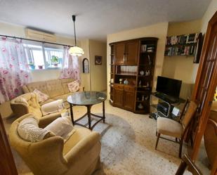 Living room of Flat for sale in Vélez-Málaga  with Air Conditioner and Terrace