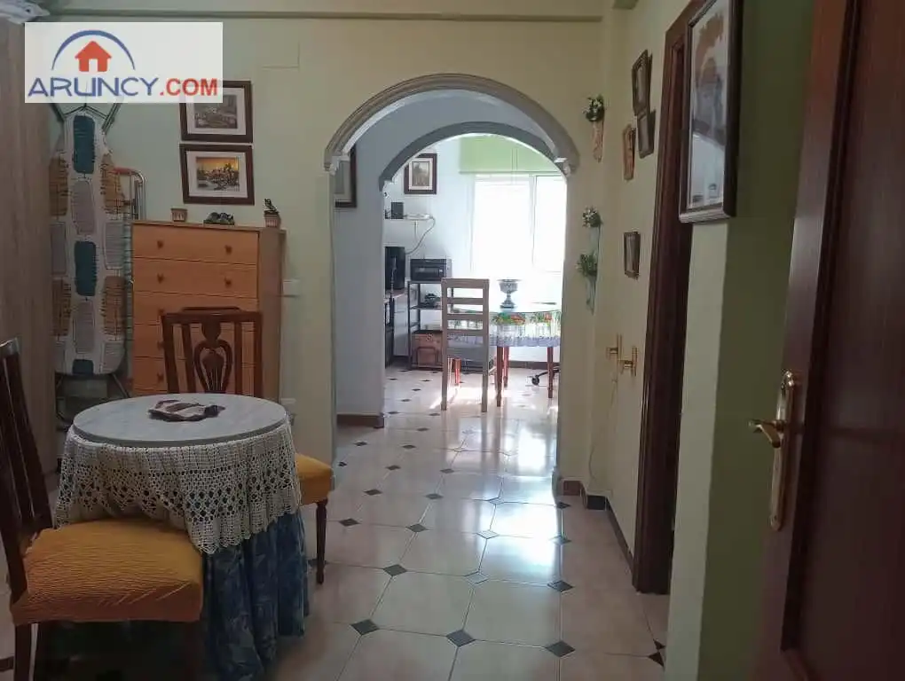 Casa o chalet en venta en Sevilla con Calefacción, Terraza y Trastero