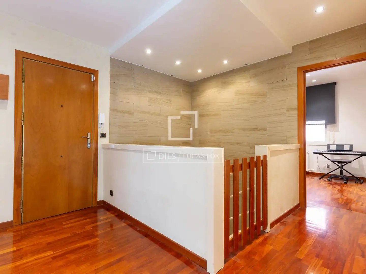 Flat for sale in Sant Joan Despí  with Air Conditioner