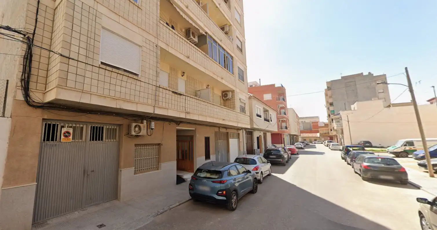 Vista exterior de Pis en venda en Albatera