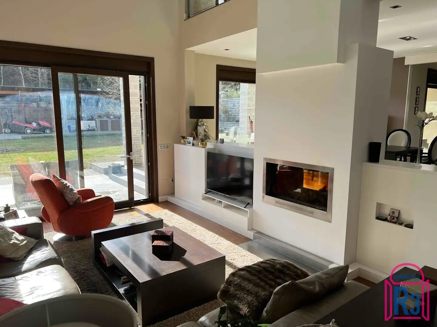 Sala de estar de Casa o chalet en venta en Cuadros con Calefacción, Terraza y Piscina