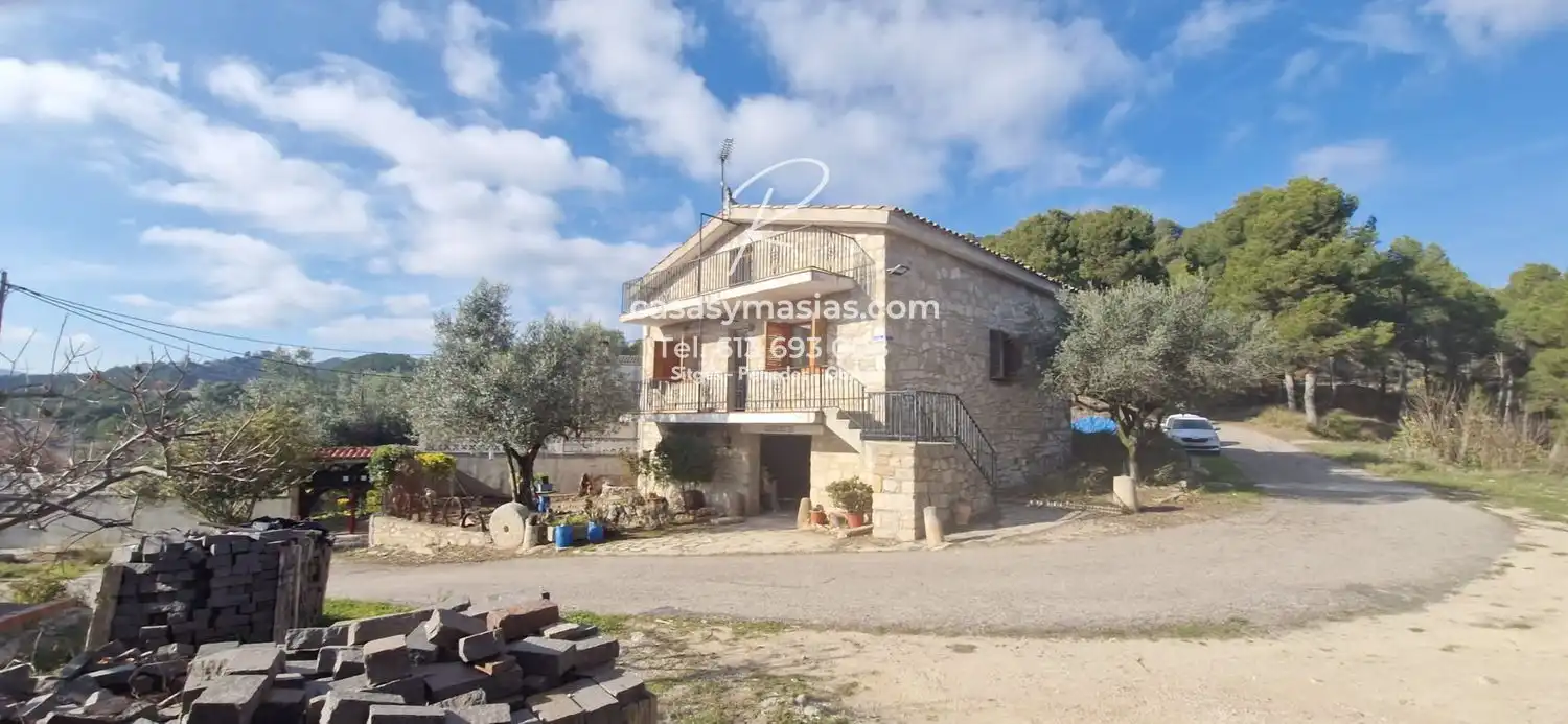 Vista exterior de Finca rústica en venta en Santa Margarida de Montbui con Calefacción, Jardín privado y Terraza