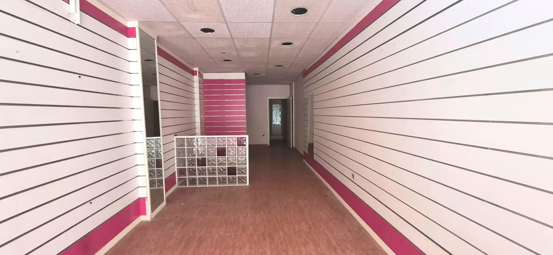 Local comercial en venda a Camins al Grau, imagen 14