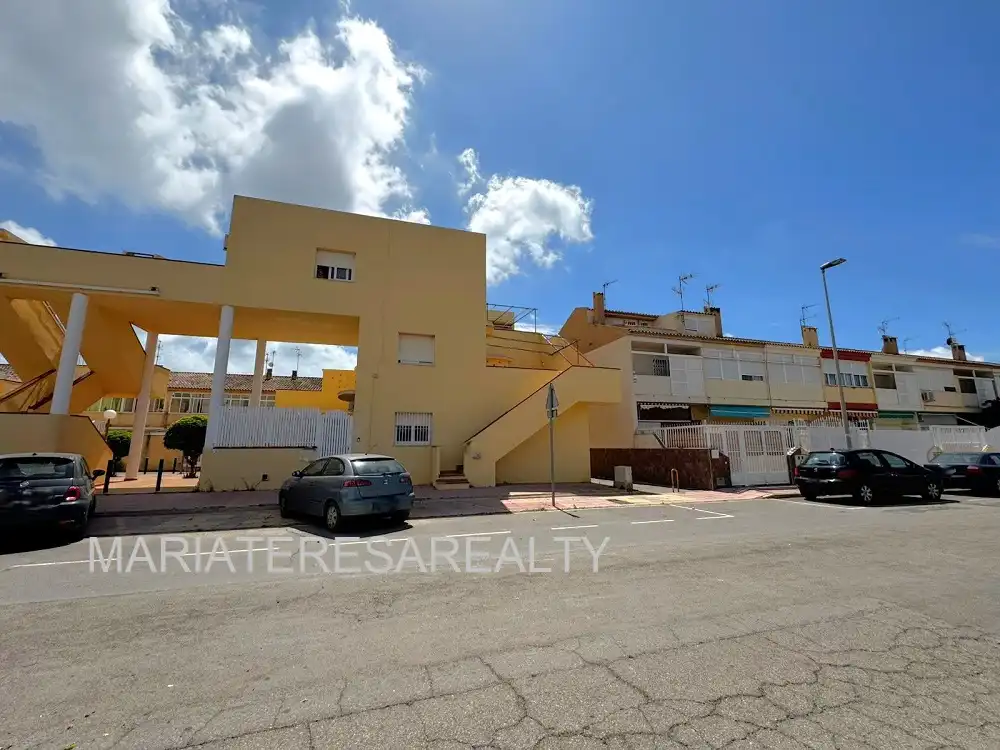 Exterior view of Apartments for sale in Los Alcázares  with Air Conditioner, Terrace and Furnished