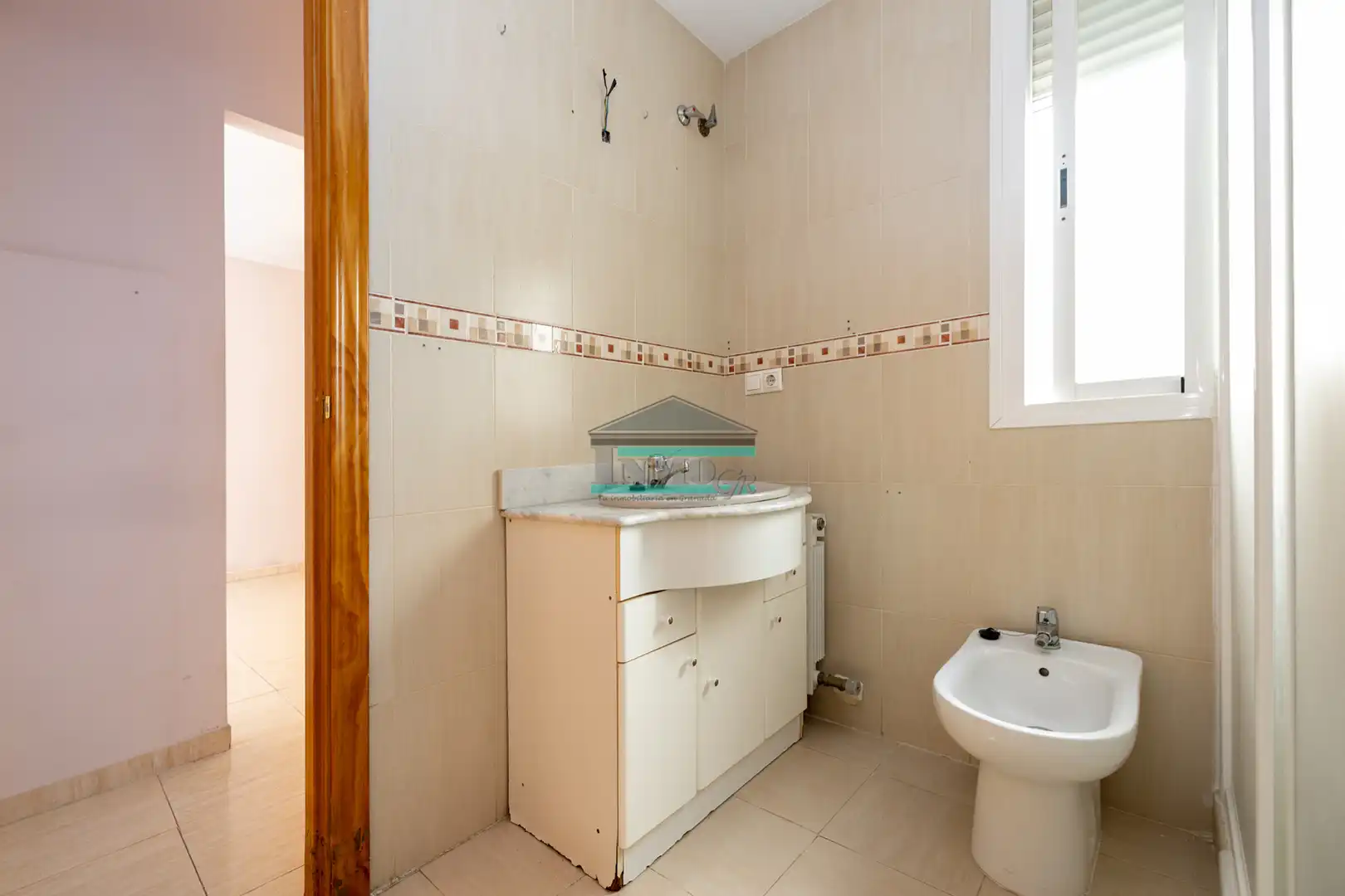 Badezimmer von Wohnung zum Verkauf in Armilla mit Heizung, Terrasse und Balkon