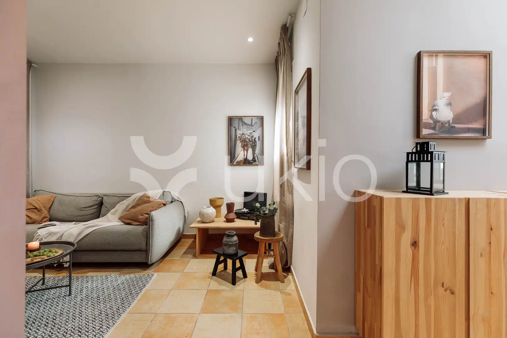 Wohnzimmer von Dachboden zur Miete in Barcelona mit Klimaanlage, Terrasse und Möbliert