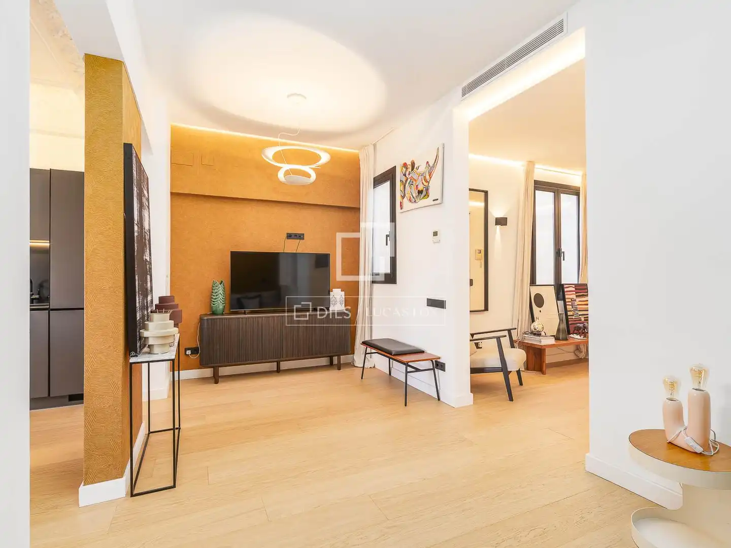 Wohnzimmer von Wohnung zum Verkauf in Barcelona mit Klimaanlage, Terrasse und Balkon