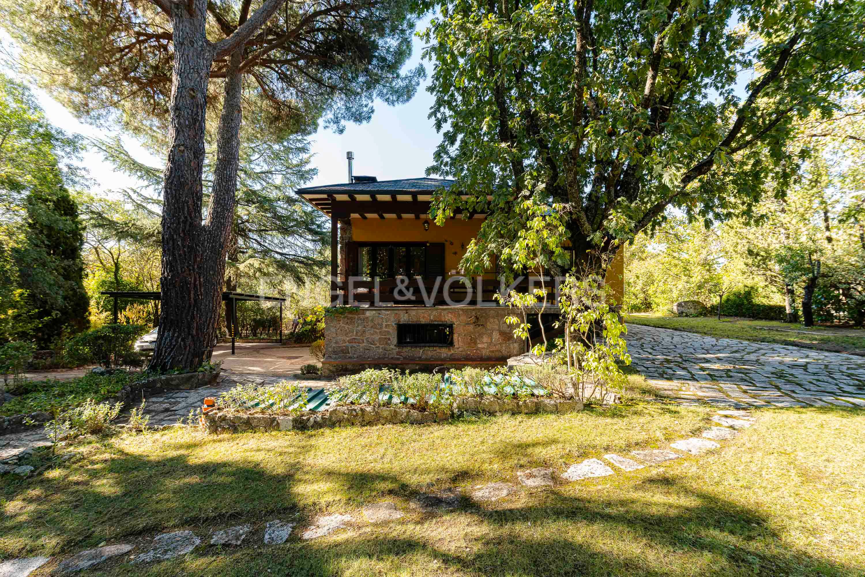 Garden of House or chalet for sale in El Escorial  with Heating, Private garden and Terrace