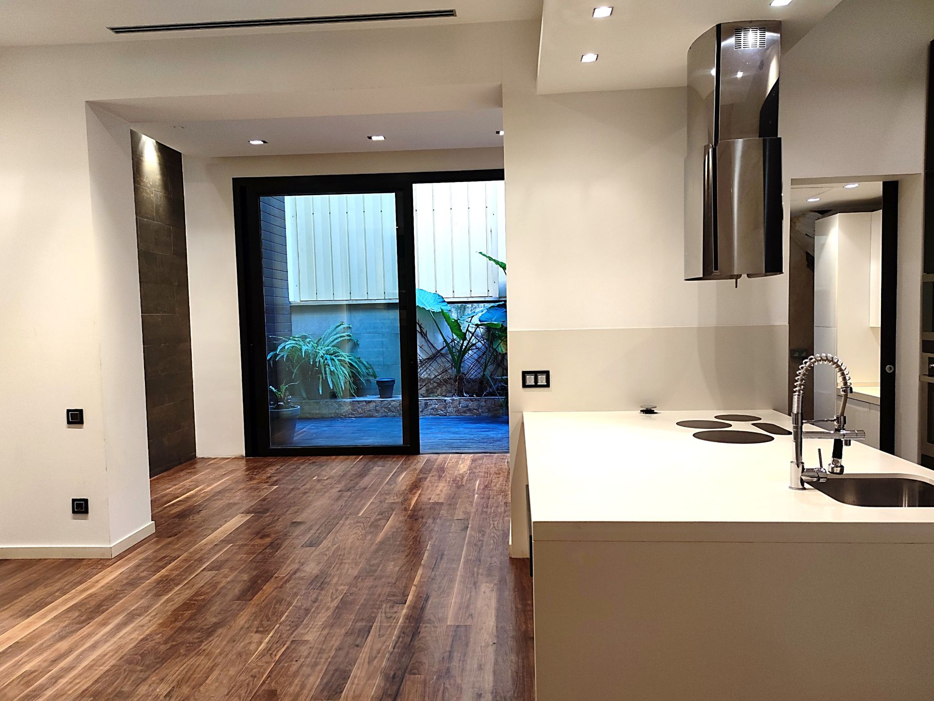 Kitchen of Planta baja for sale in Badalona  with Air Conditioner, Heating and Parquet flooring
