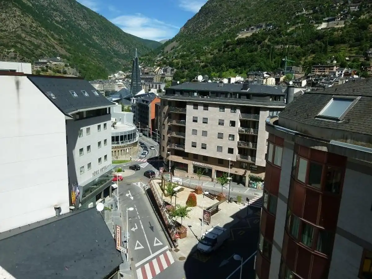 3-bedroom flat for rent in Escaldes-Engordany · 14 of 43