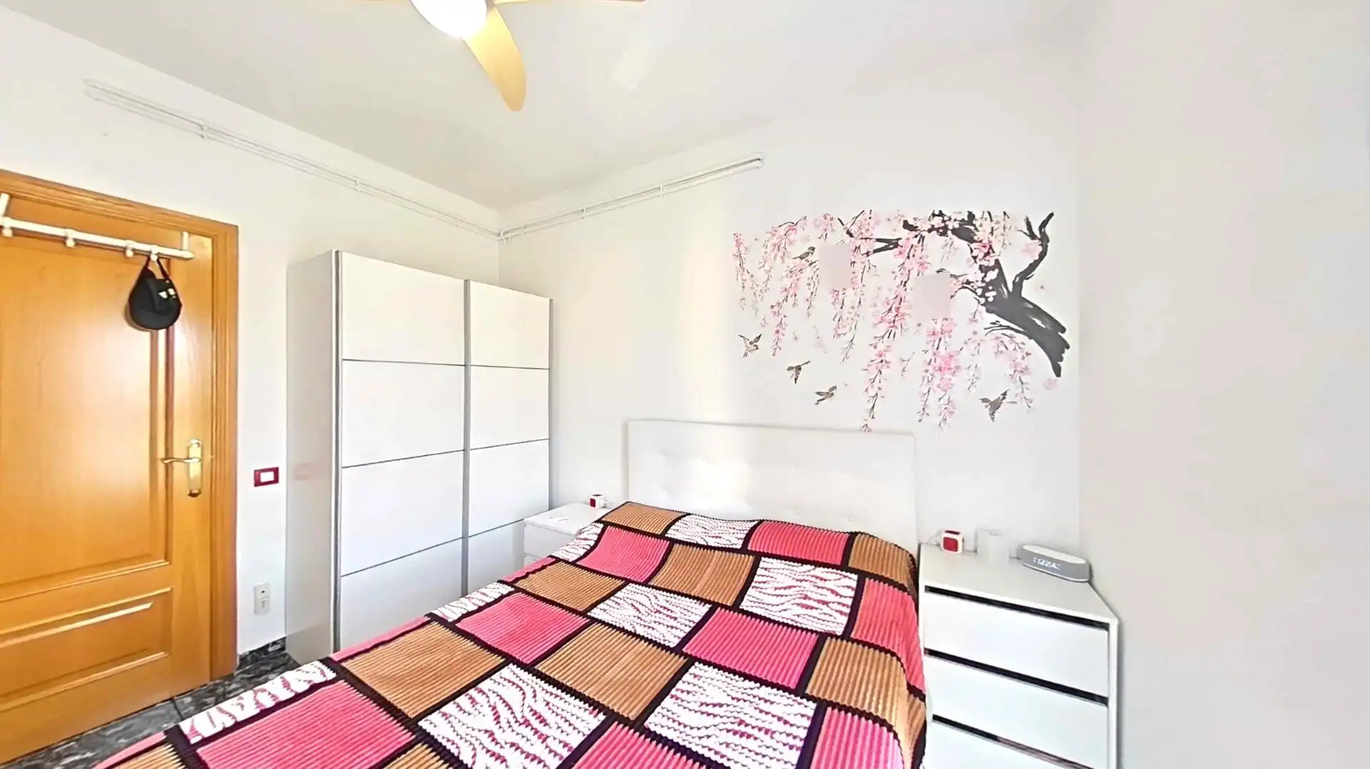 Schlafzimmer von Wohnung zum Verkauf in Sabadell mit Heizung, Parkett und Balkon