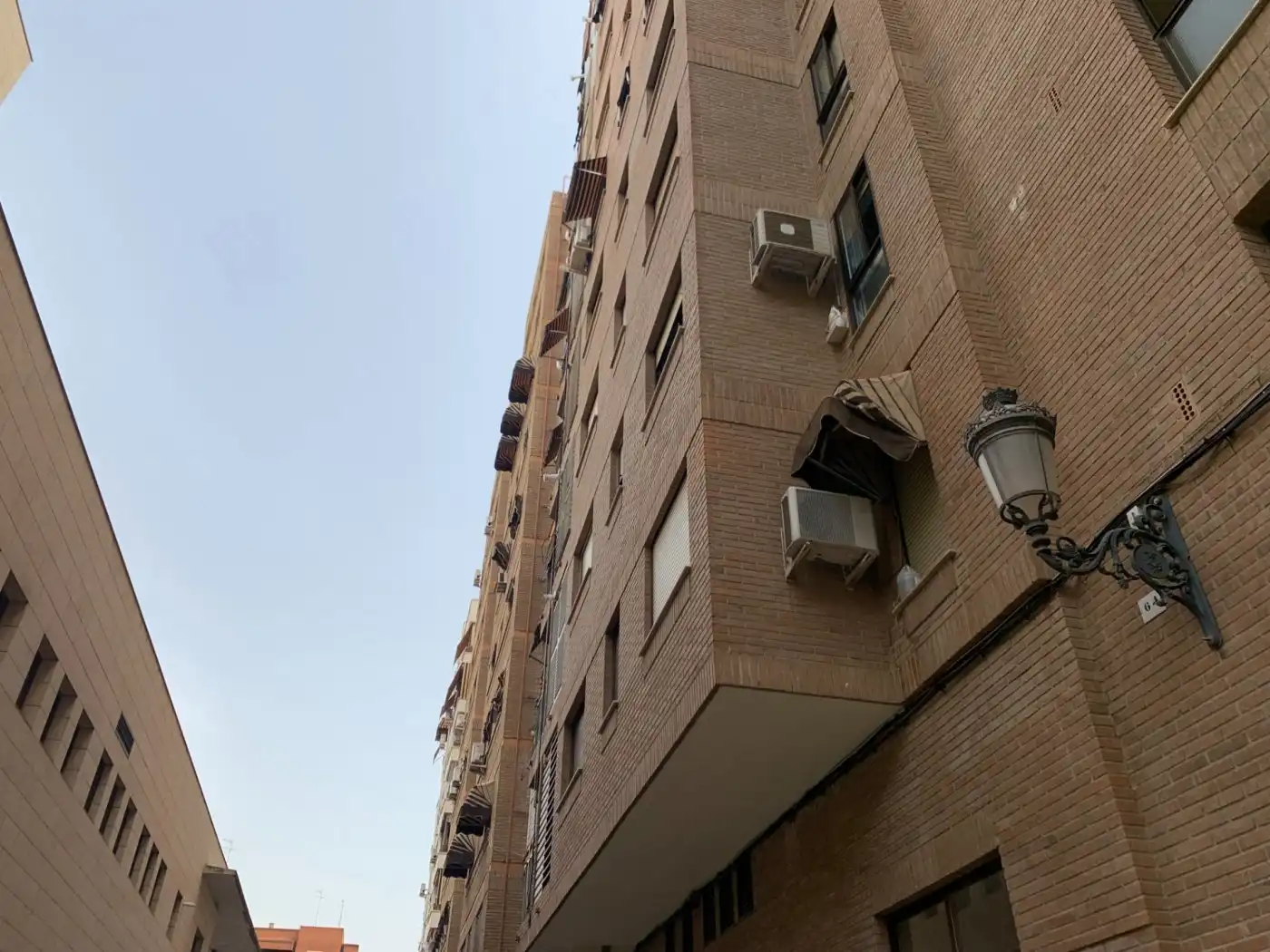Vista exterior de Pis de lloguer en Valencia amb Jardí privat, Moblat i Balcó