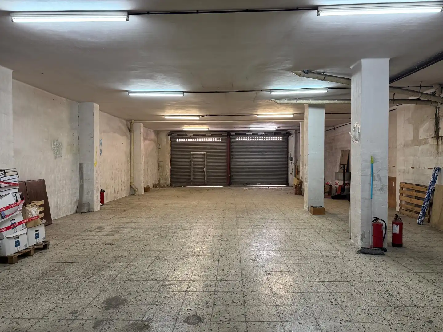 Geschaftsraum zur Miete in Manresa