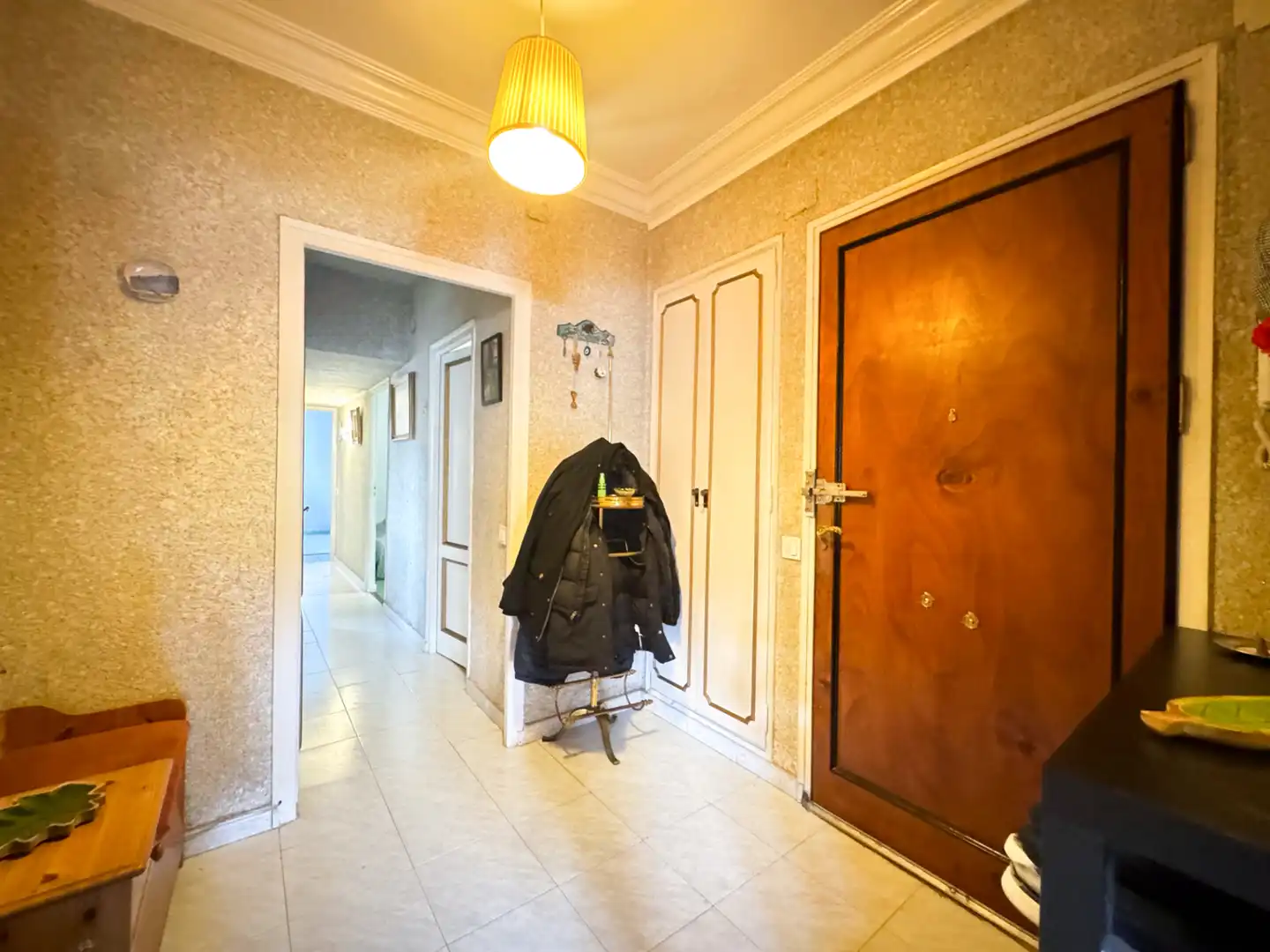 Flat for sale in Madrid  with Air Conditioner and Balcony
