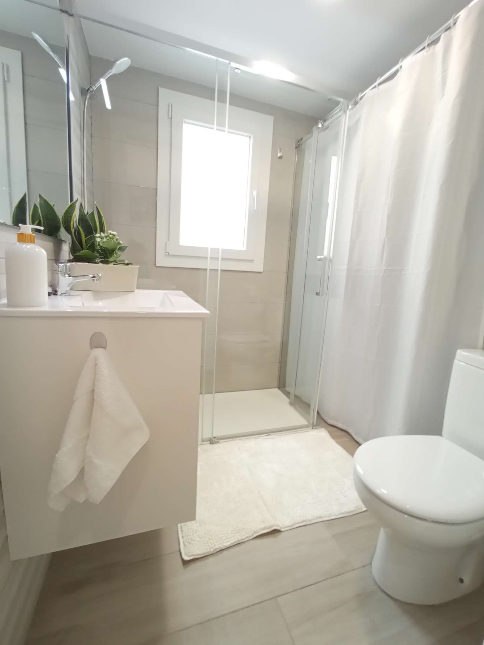 Apartment to share in Casco Antiguo - Sta. Cruz - Ayuntamiento
