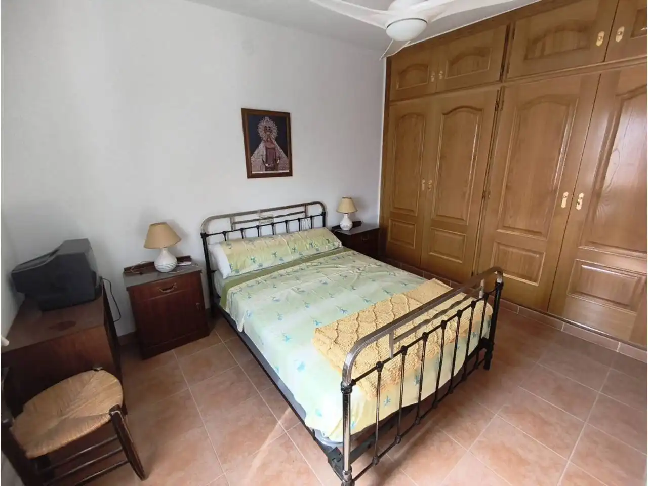 Habitación de Ático en venta en Baza con Calefacción y Terraza
