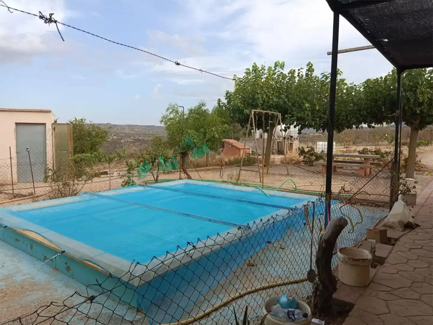 Piscina de Finca rústica en venda en Valdealgorfa amb Jardí privat, Piscina i Moblat