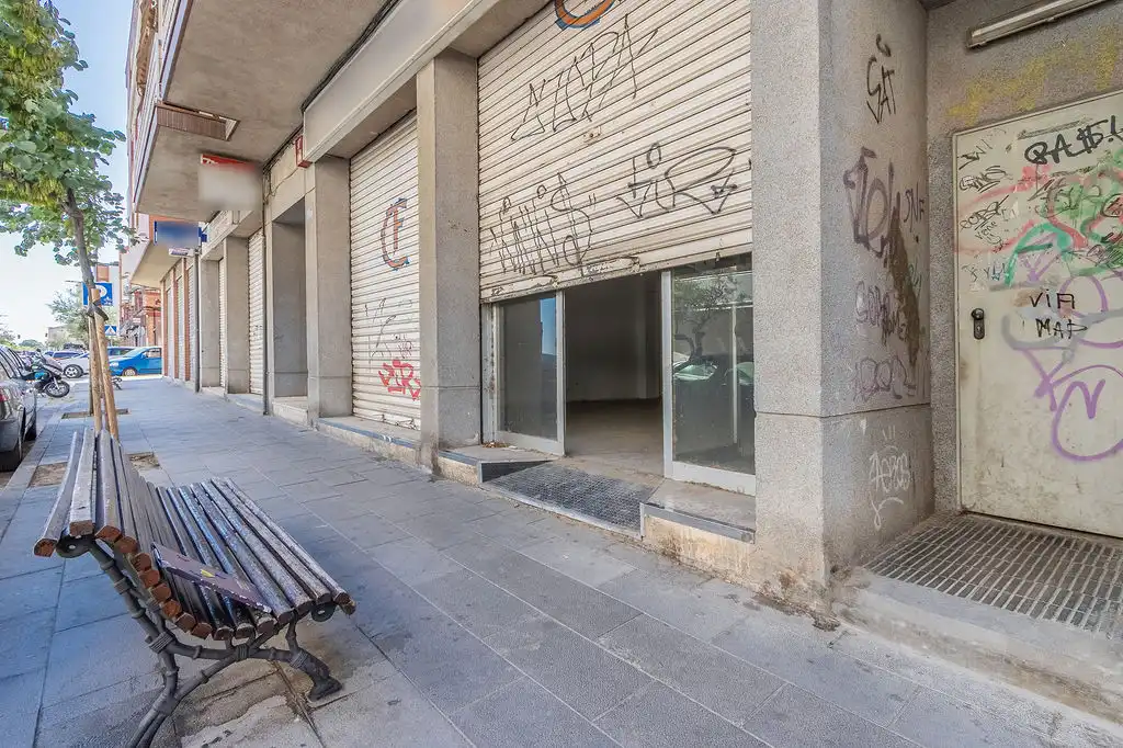 Local comercial en venda a C/ Palauet, imagen 3