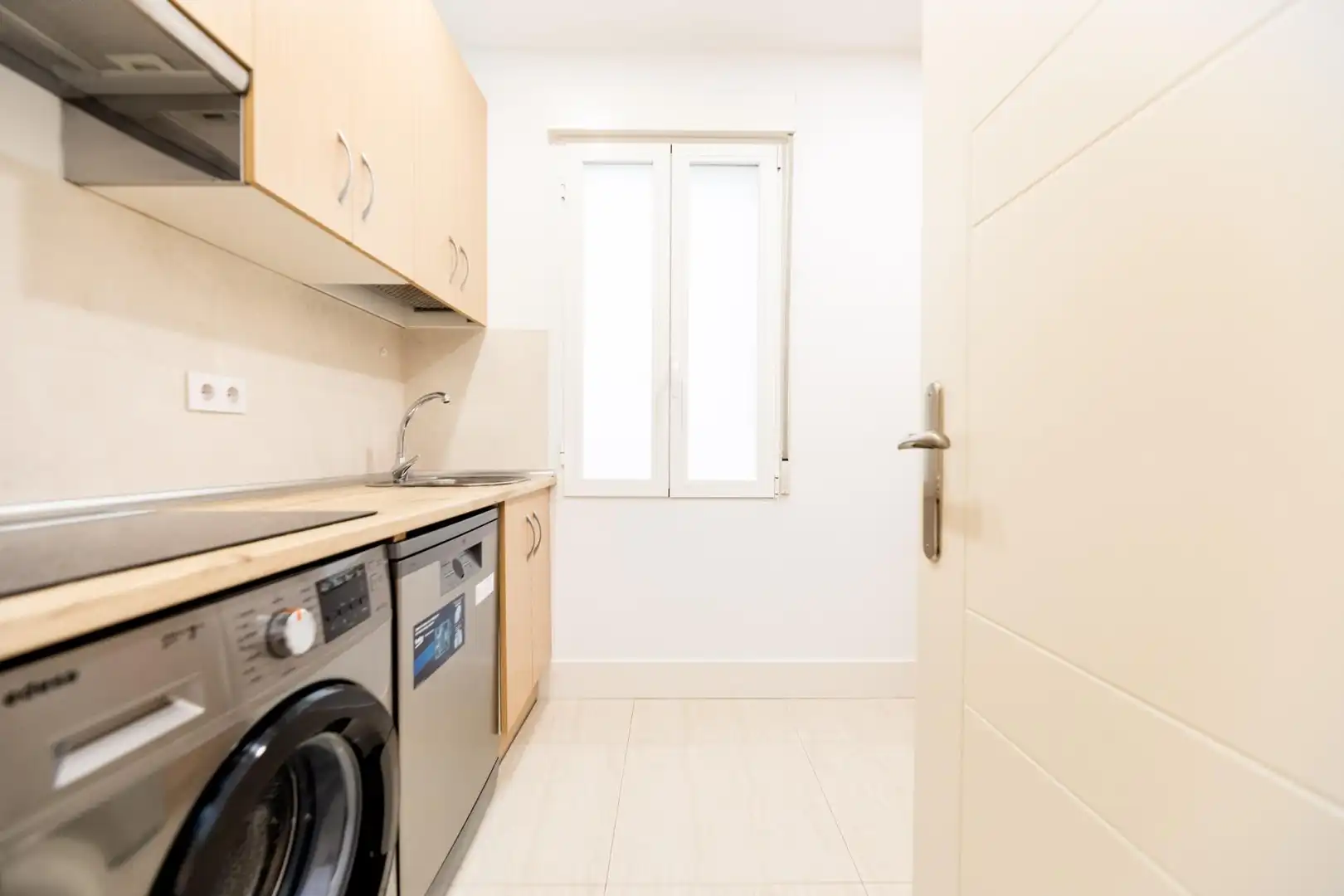 Cocina de Piso de alquiler en Madrid con Aire acondicionado y Calefacción