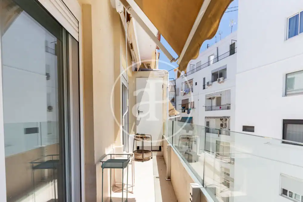 Terrasse von Wohnung zur Miete in Valencia mit Klimaanlage, Terrasse und Abstellraum