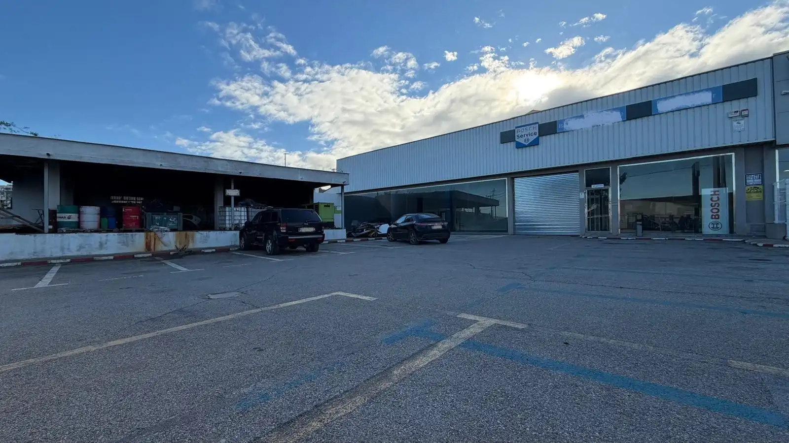 Vista exterior de Nave industrial en venta en Cartagena