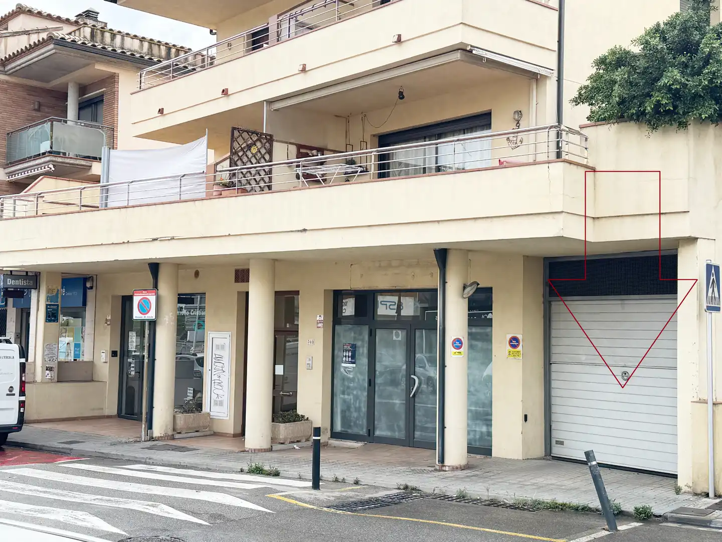 Individual con ascensor en venta en Avinguda de Girona 70B, imagen 2
