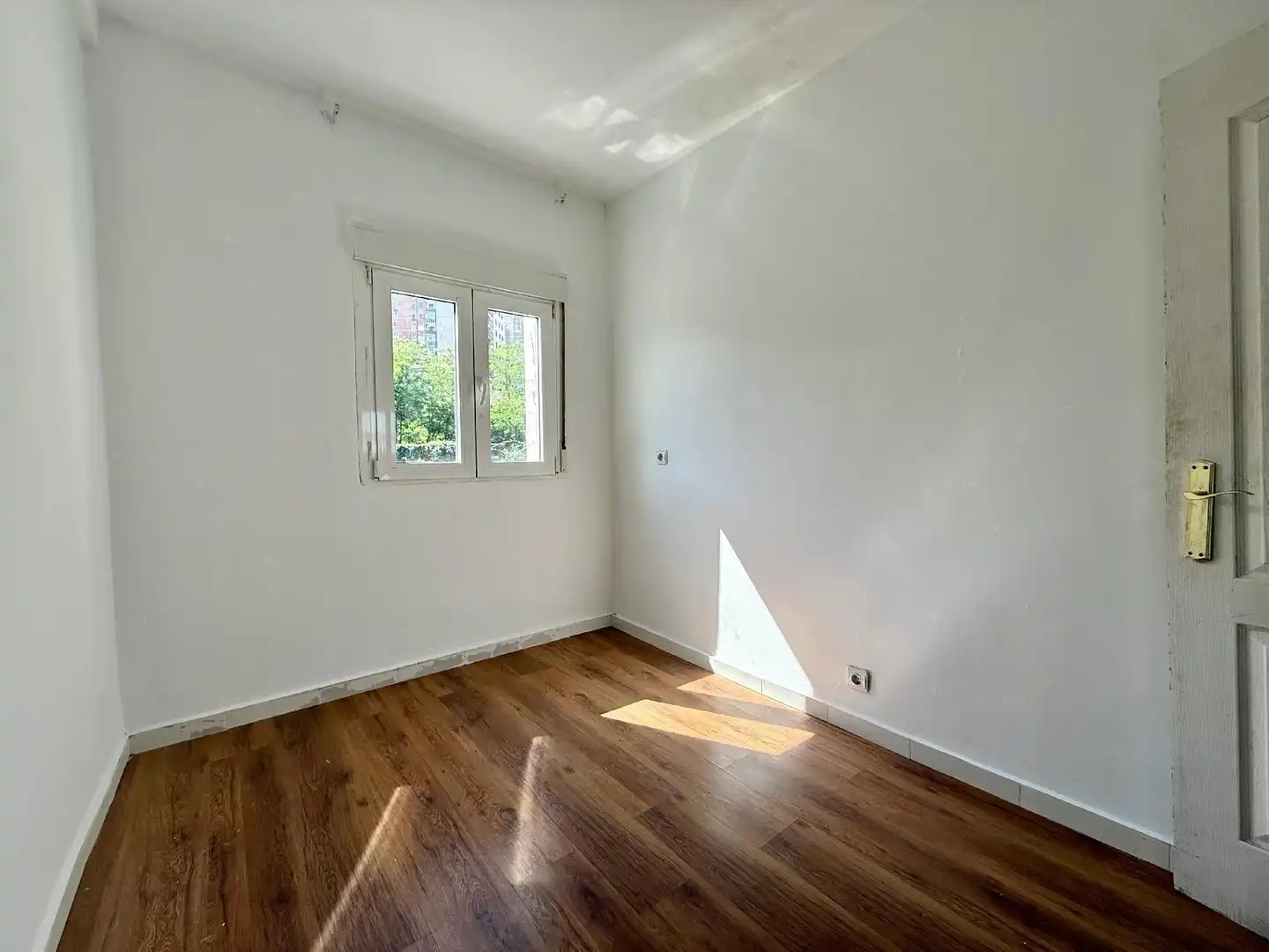 Bedroom of Flat for sale in Basauri 