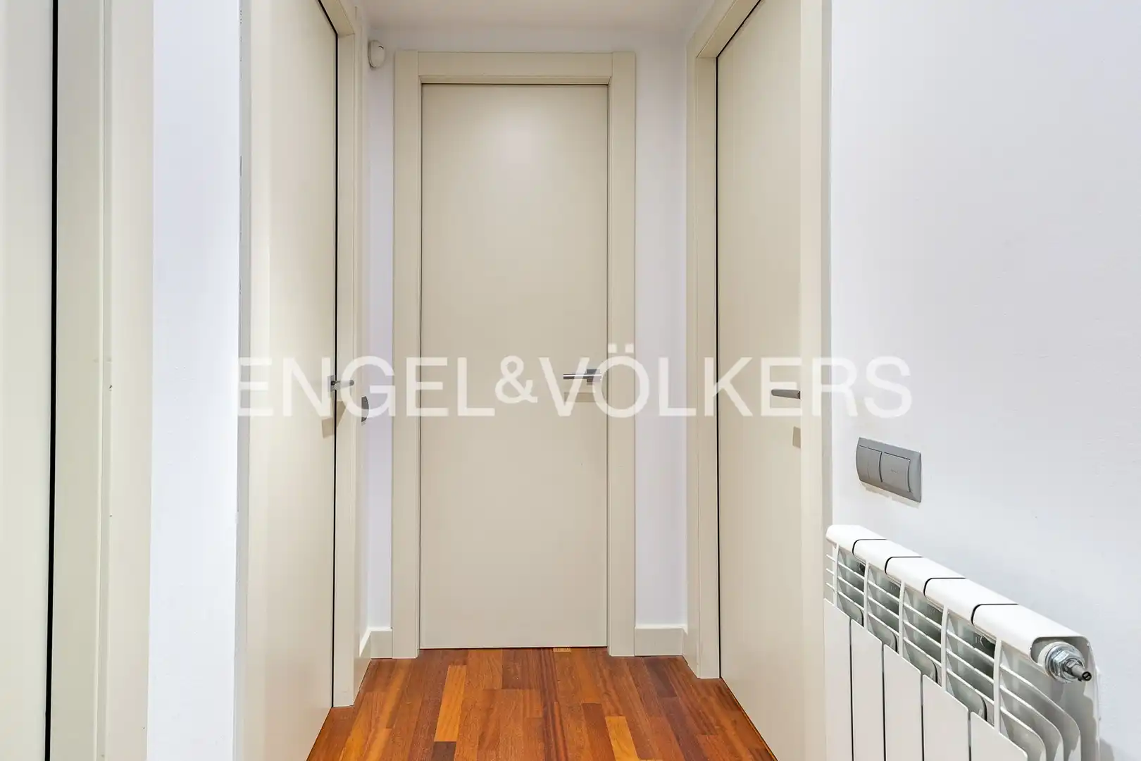 Piso en venta en Sant Cugat del Vallès con Aire acondicionado, Calefacción y Jardín privado