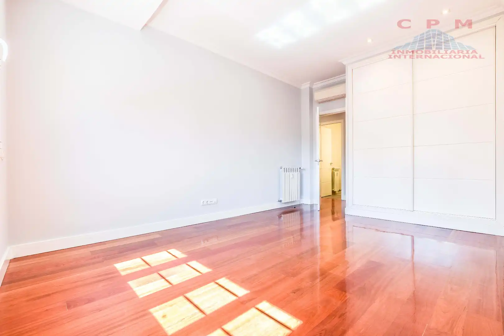Bedroom of Flat for rent in Madrid  with Air Conditioner, Heating and Parquet flooring