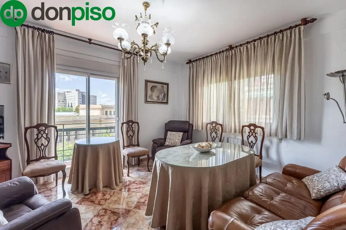 Exterior view of Flat for sale in Granada  with Air Conditioner, Heating and Terrace