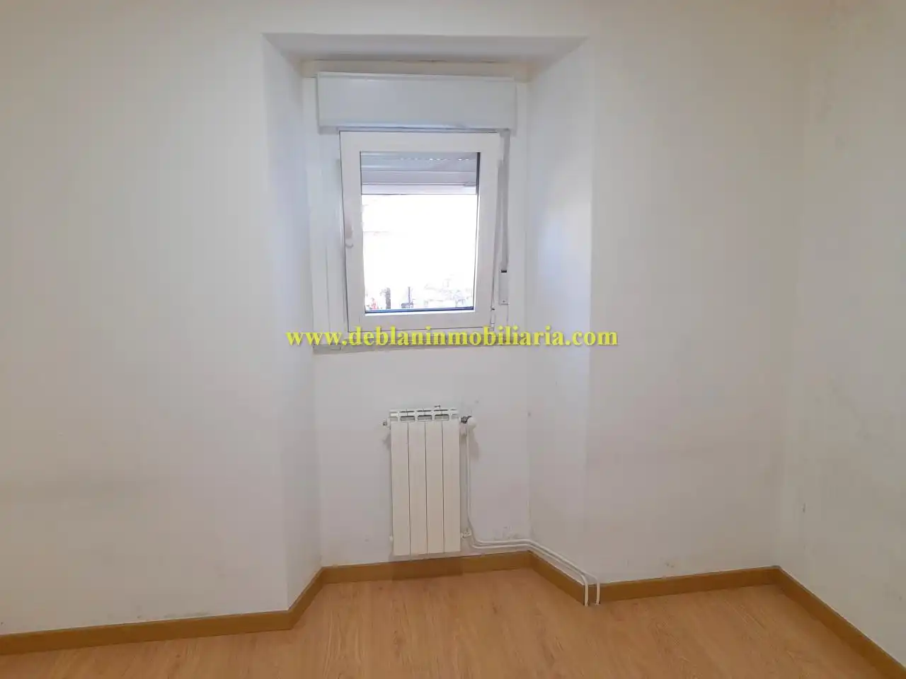 Schlafzimmer von Haus oder Chalet zum Verkauf in Tui mit Heizung, Privatgarten und Terrasse