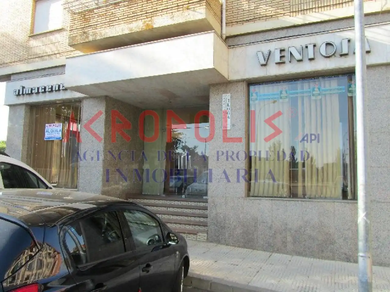 Local comercial de lloguer a Benavente, imagen 5