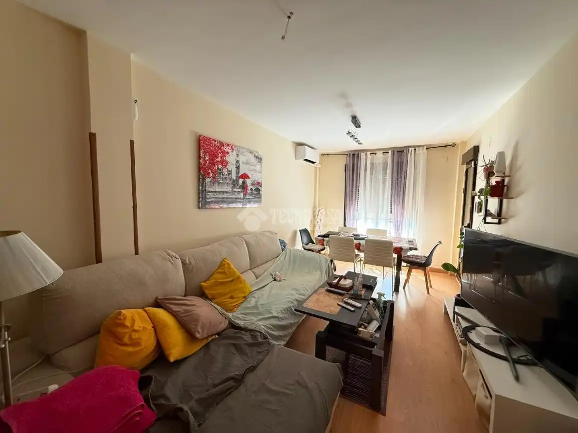 Living room of Flat for sale in Almorox  with Air Conditioner, Heating and Parquet flooring