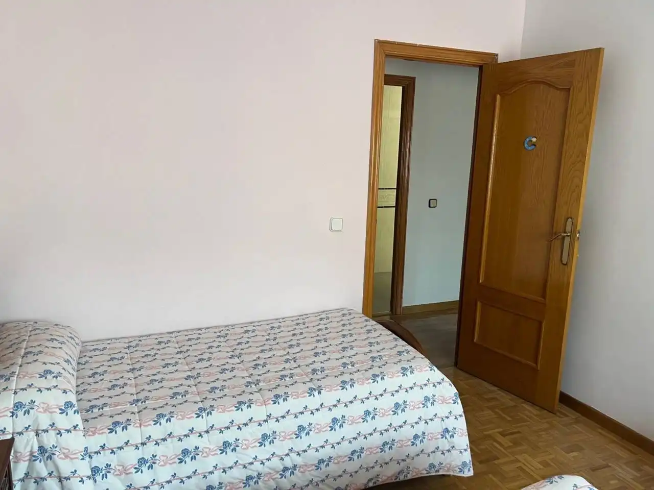 Flat for rent in Calle ESPARTEROS, Santa Bárbara