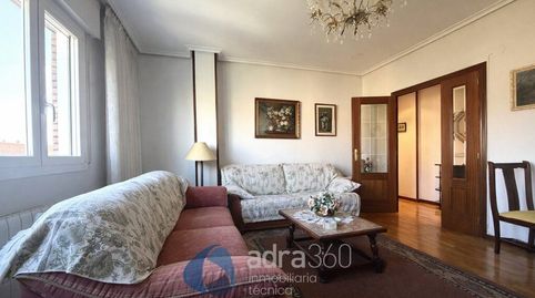 Foto 5 de Piso en venta en Rosa Chacel, Portillejo - Valdegastea, Logroño