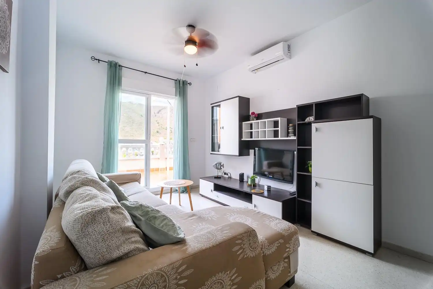 Living room of Flat for sale in Castell de Ferro