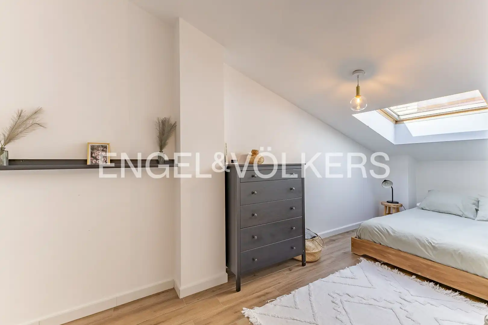 Habitación de Dúplex en venta en Rubí con Calefacción, Parquet y Terraza