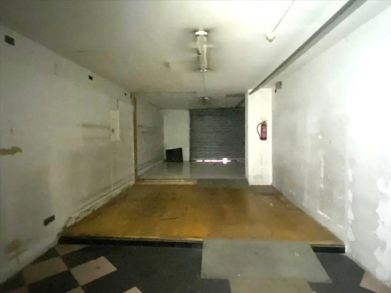 Business premises for sale in Carrer de l'Alcalde Armengou, imagen 4