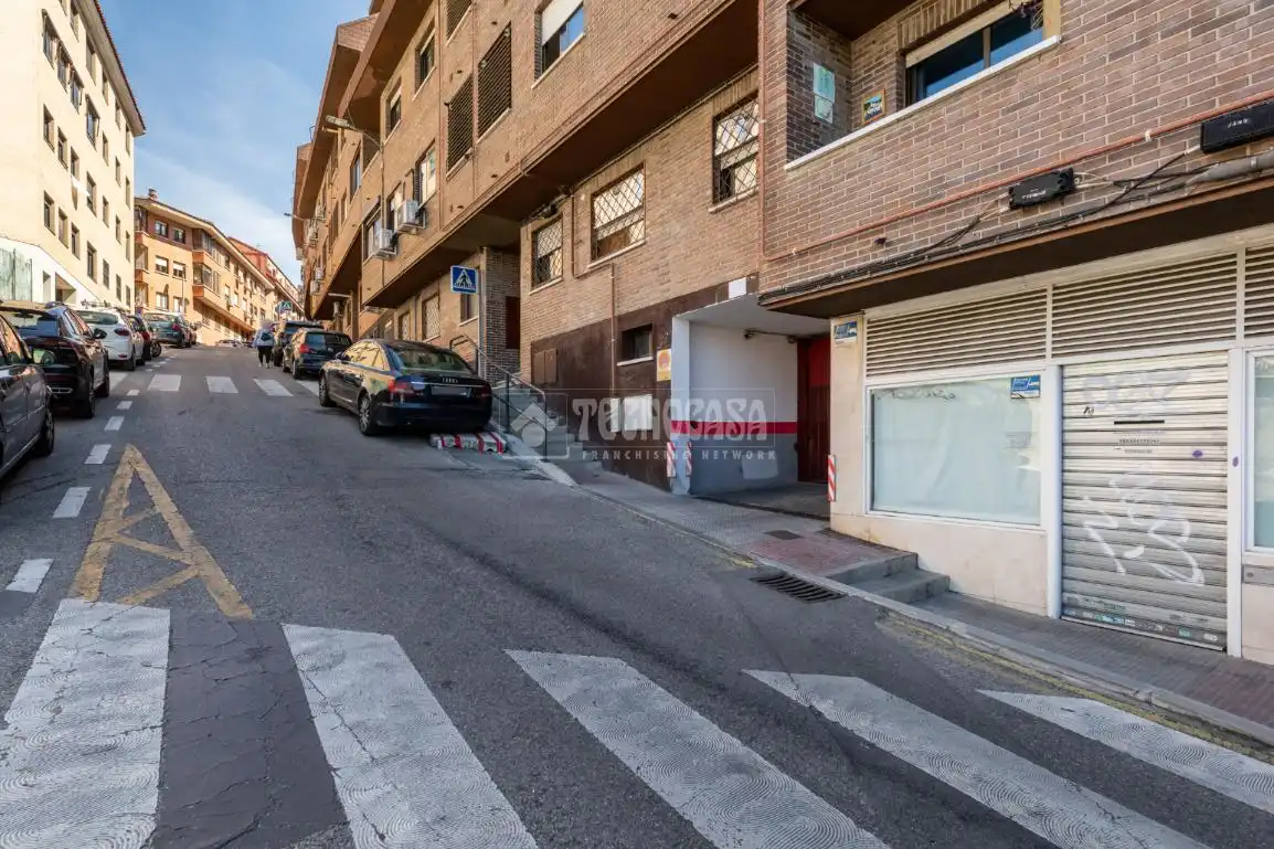 Außenansicht von Wohnung zum Verkauf in Las Rozas de Madrid mit Klimaanlage und Heizung