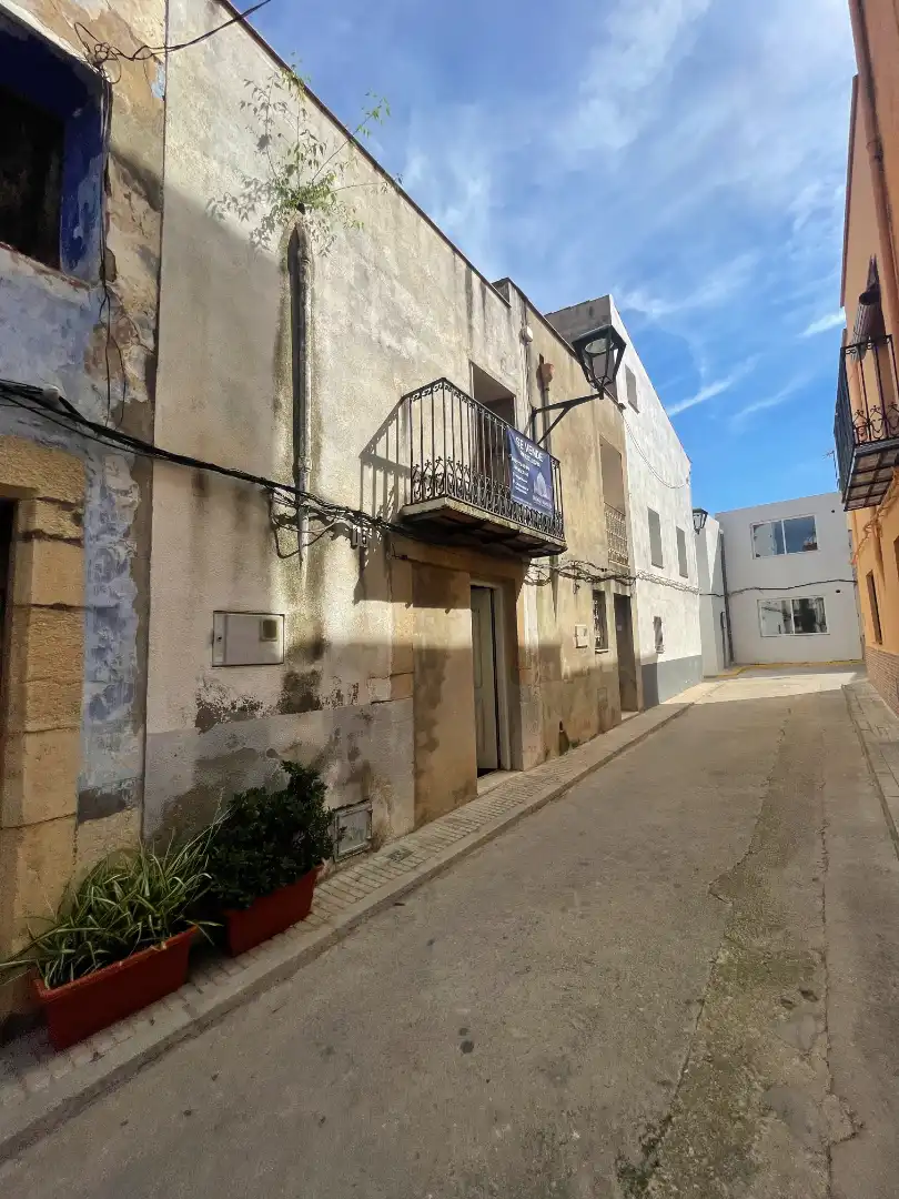 Vista exterior de Casa adosada en venta en Càlig con Terraza, Trastero y Balcón