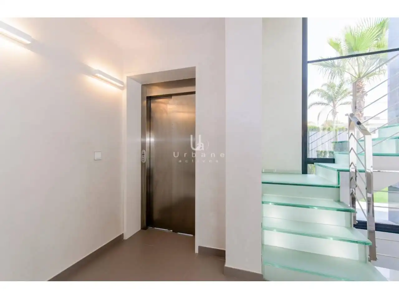 Villa mit Pool zum Verkauf in Calle Wenceslao Fernández Flores, imagen 8
