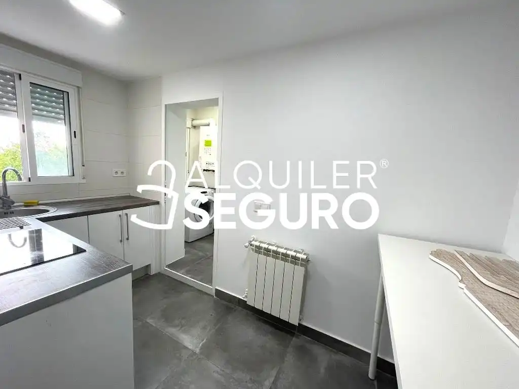 Küche von Wohnung zur Miete in Madrid mit Klimaanlage und Heizung