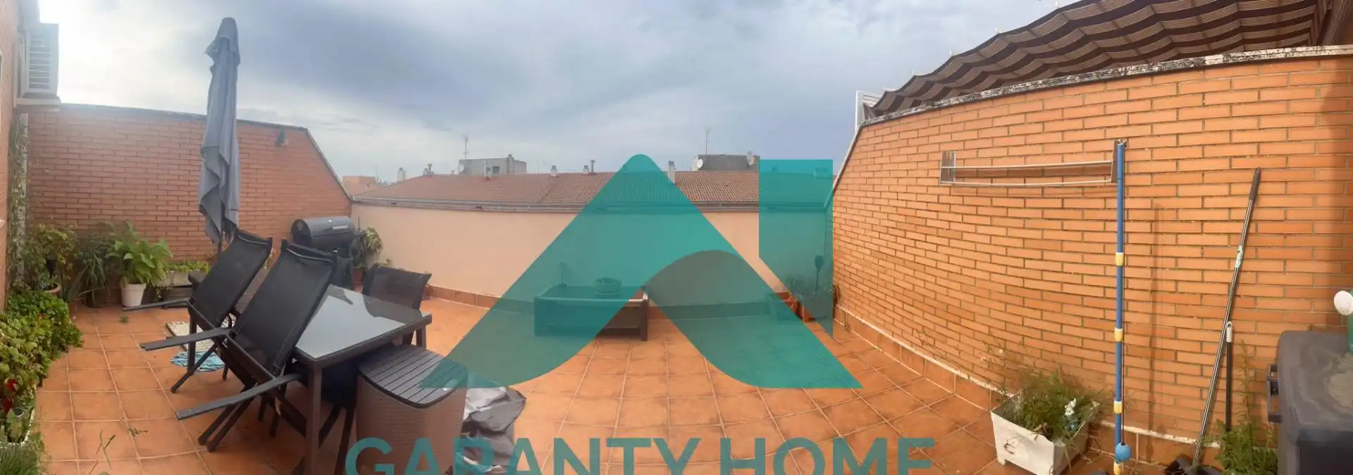 Penthouse with lift to rent in Casco Antiguo