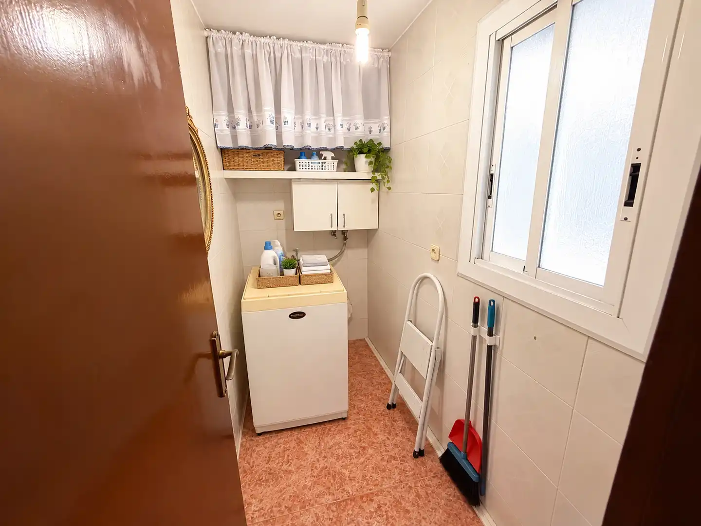 Cuina de Pis en venda en Barberà del Vallès amb Calefacció i Moblat