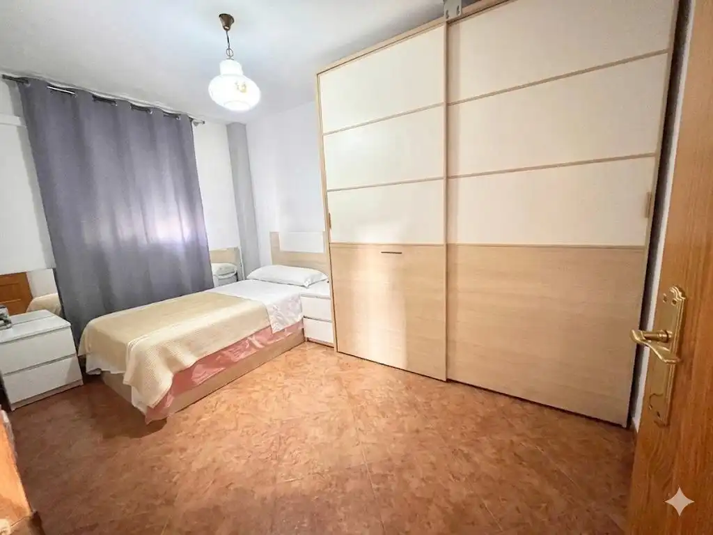 Bedroom of Flat for sale in Málaga Capital  with Air Conditioner, Private garden and Terrace
