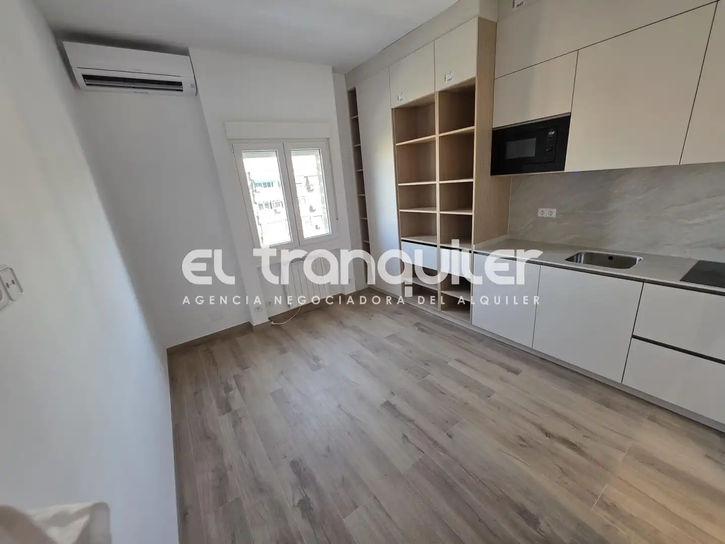Küche von Wohnung zur Miete in Madrid mit Klimaanlage und Waschmaschine